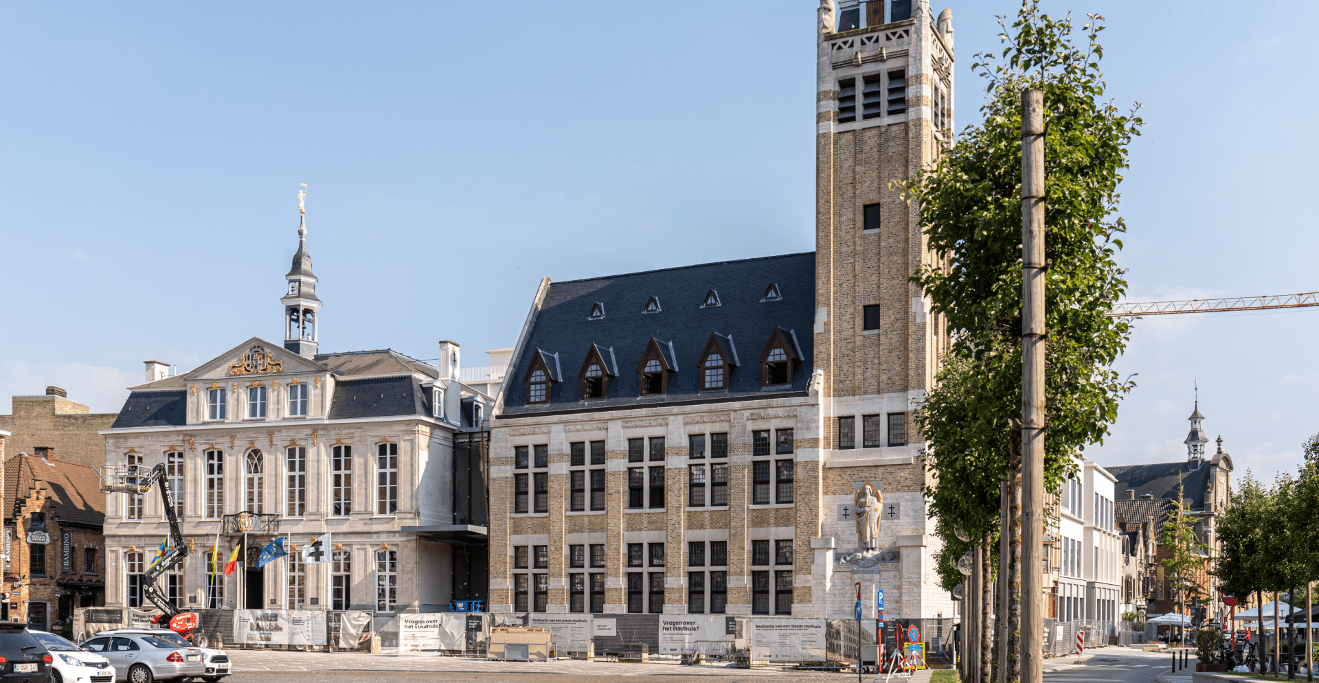 L'hôtel de ville rénové de Roulers