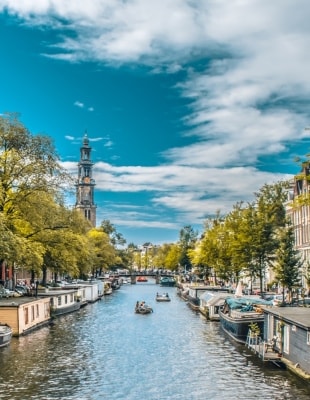 De smalle grachten van Amsterdam. Arcadis en klimaatbestendige steden