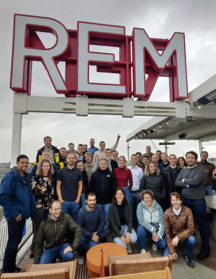 Specialisten Geotechniek Arcadis op REM eiland