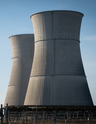 Twee reactoren van kerncentrale Rancho Seco. Arcadis en kernenergie als onderdeel van de energiemix