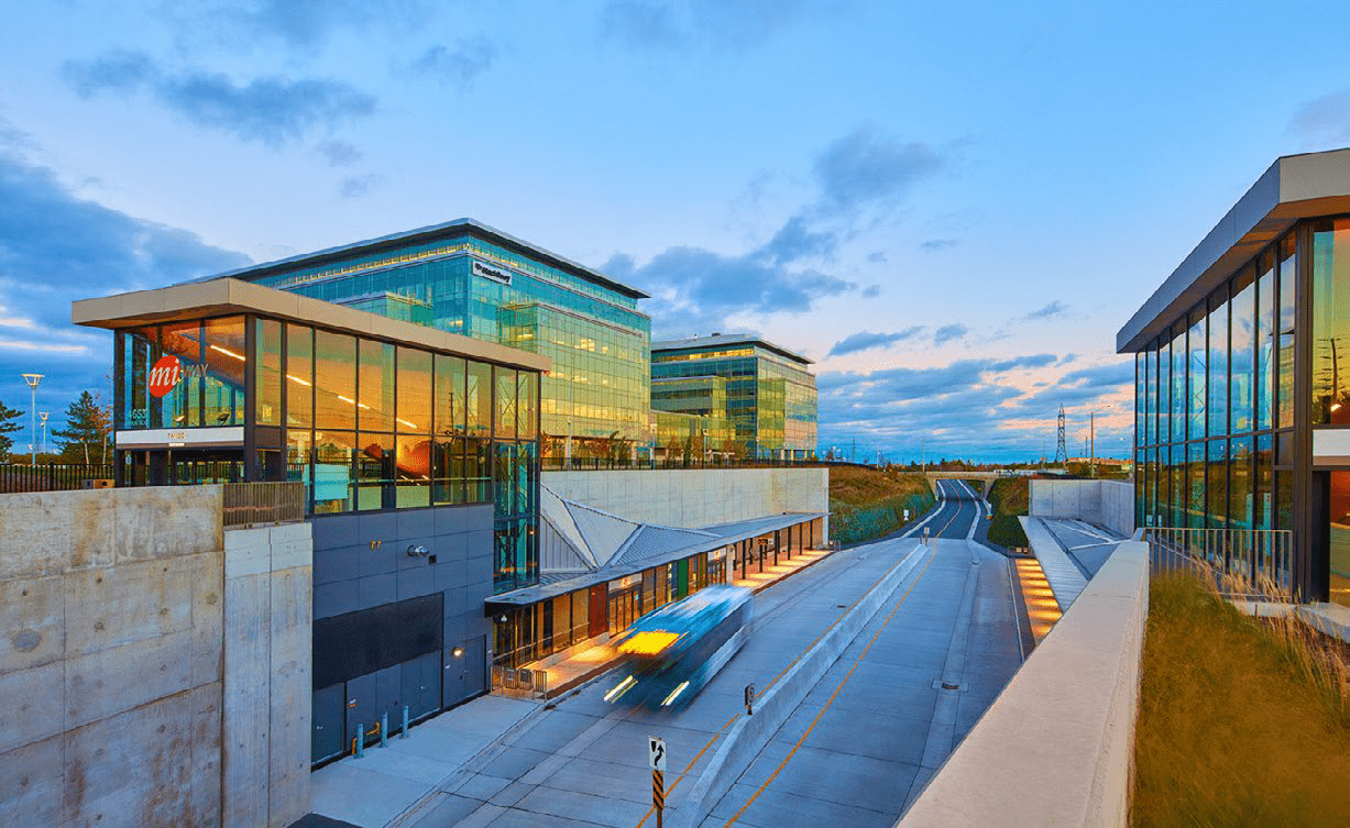 Mississauga Transitway, Mississauga, Ontario, Canada