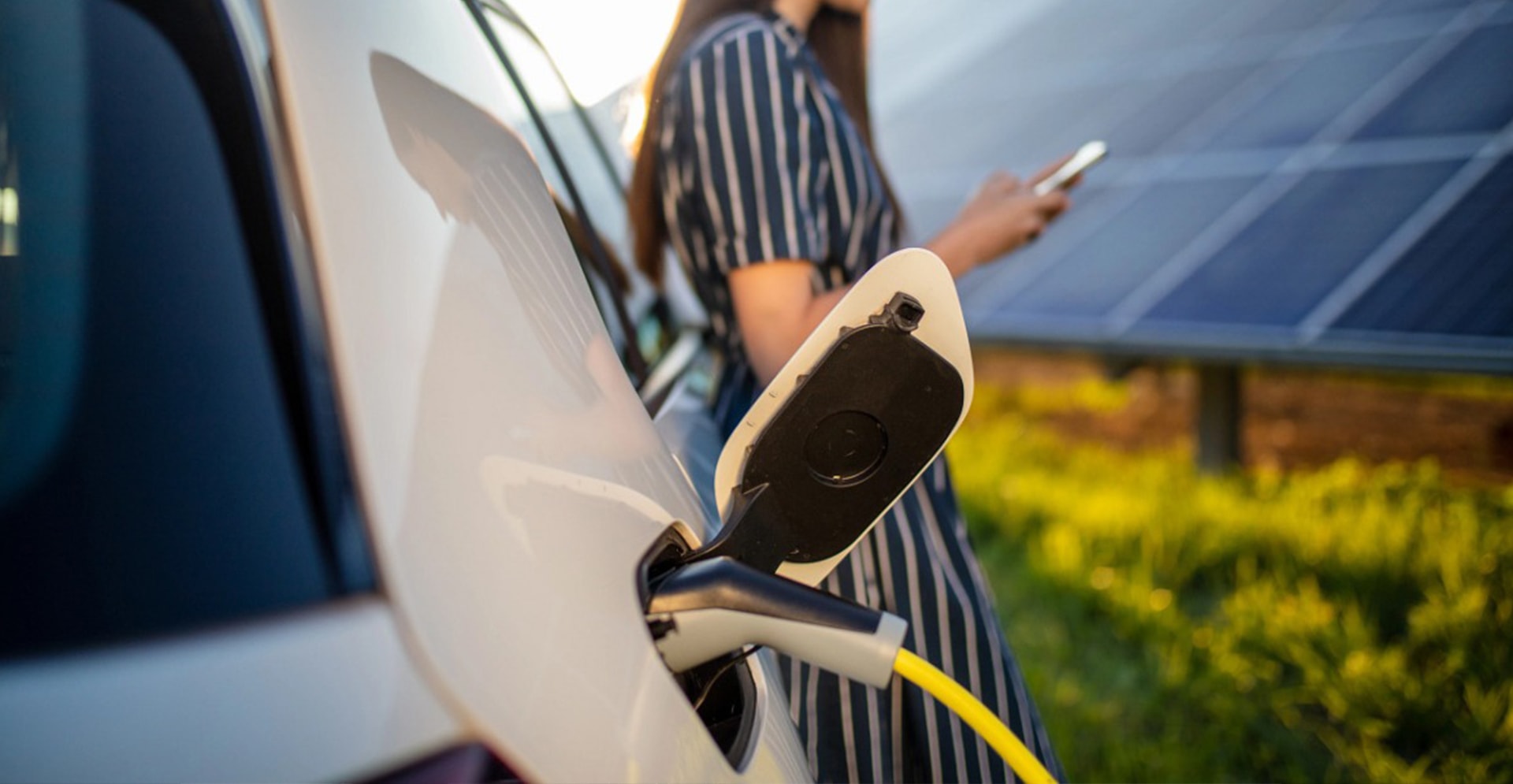 /Project/ArcadisCom/Com/News/Europe/Italy/2021/11/EV campaign/EV_header