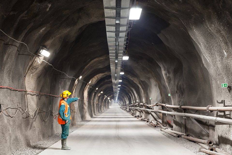 Highways England appoints Arcadis and 4way Consulting to support Tunnels Infrastructure, Systems and Products Strategy Highways England appoints Arcadis and 4way Consulting to support Tunnels Infrastructure, Systems and Products Strategy