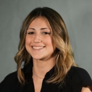 Anna Brause Headshot