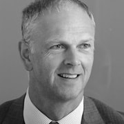 Steve James