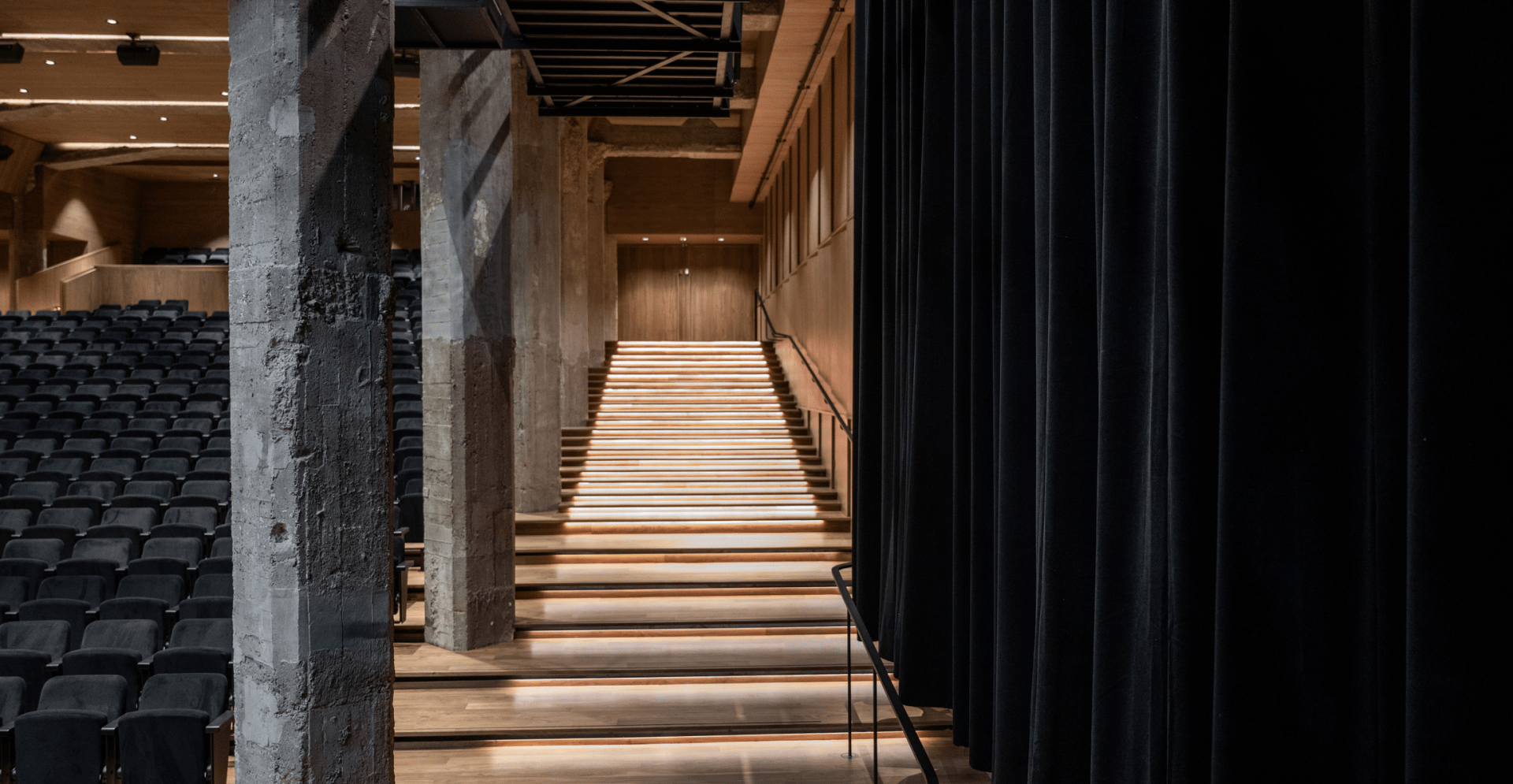 De prachtige voorgevel van cultuurtempel Bozar in Brussel