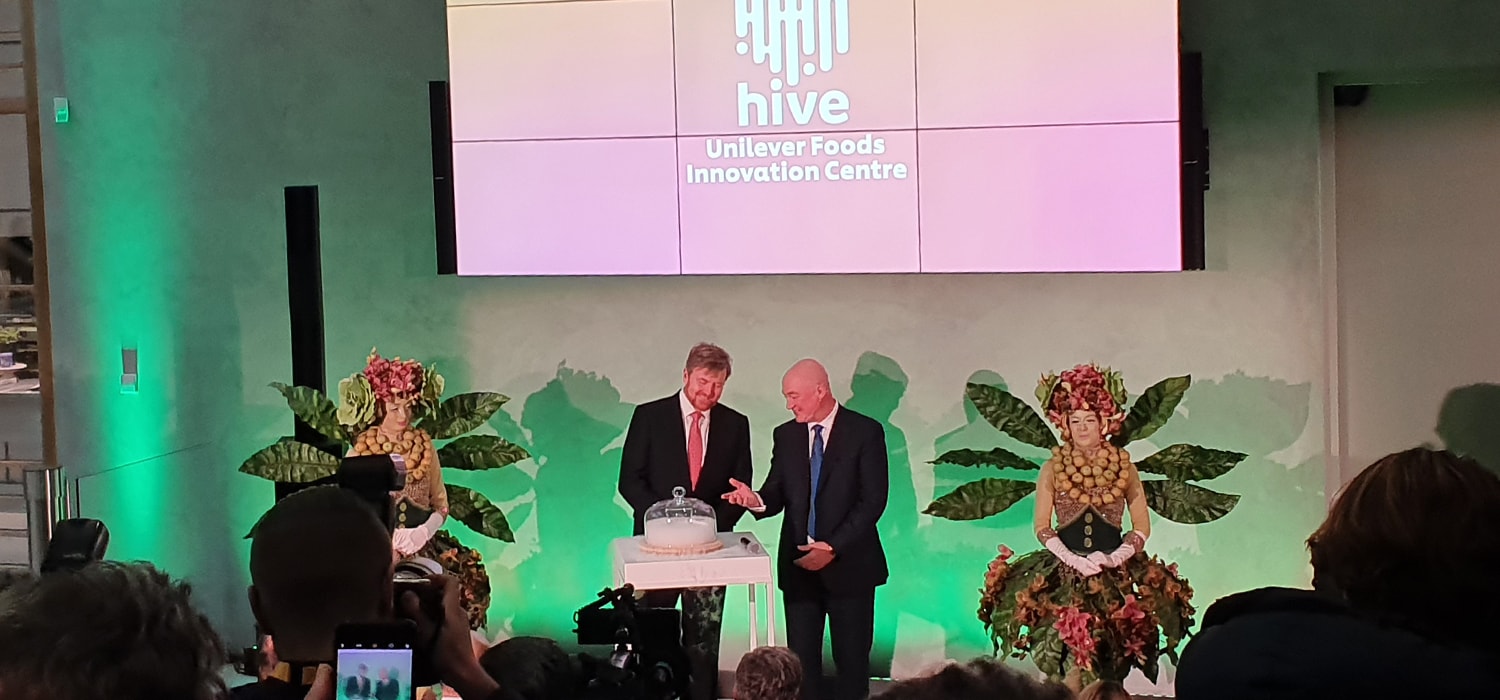 Zijne Koninklijke hoogheid Willem Alexander bij de opening van Hive innovatiecentrum in Wageningen.