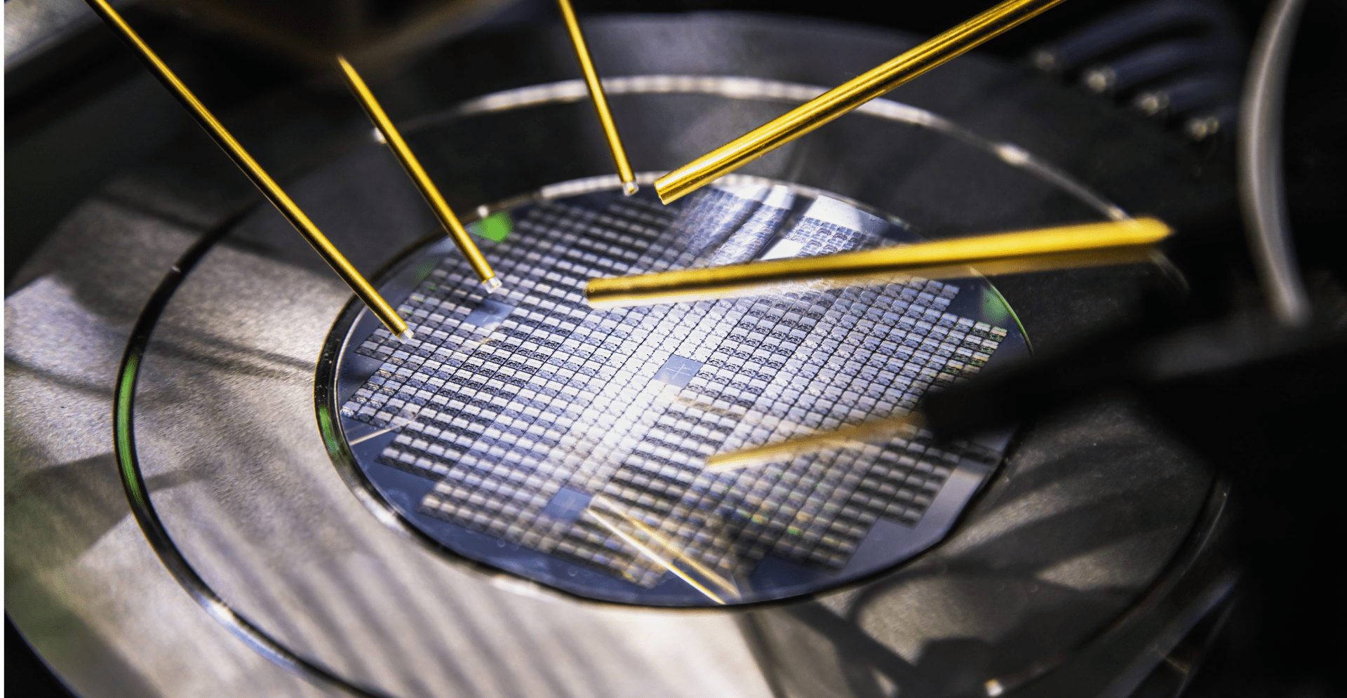 Supporting Tool Installation for a semi-conductor leader